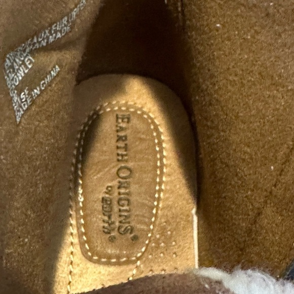 Earth Origins Crowley Women’s Suede Ankle Boots - Picture 6 of 6
